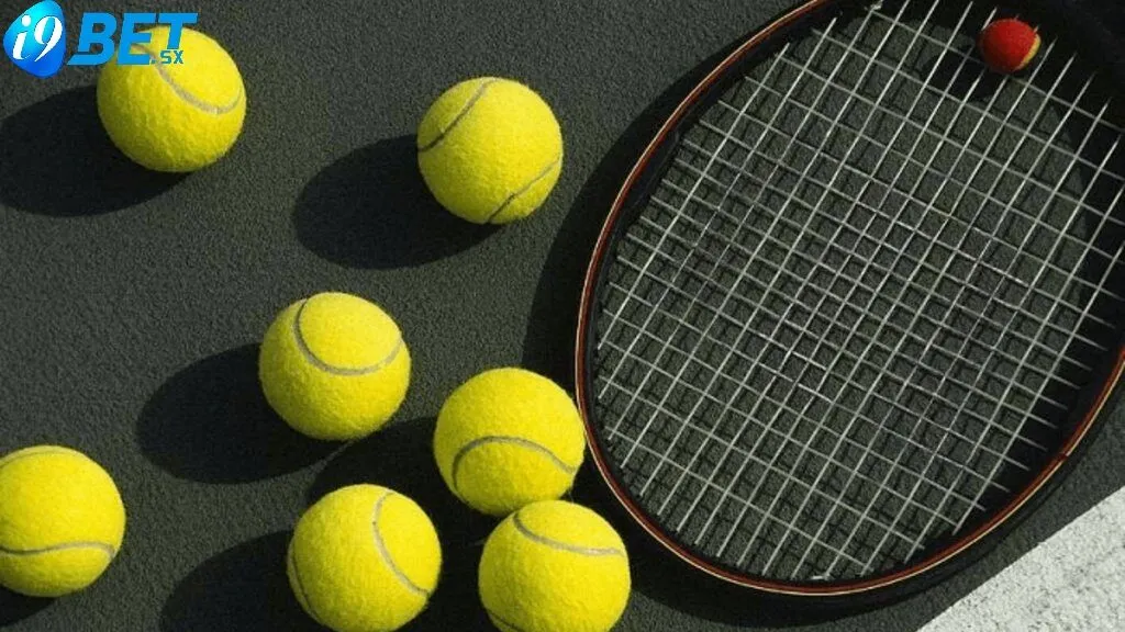 Cá cược quần vợt là một trong những hình thức cá cược thể thao phổ biến và được yêu thích nhất trên i9bet hiện nay. Bộ môn này thu hút